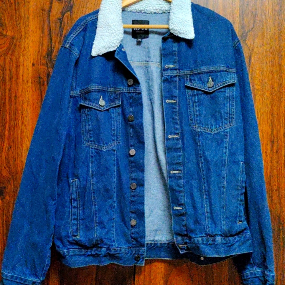 Boohoo man shearling collar jean jacket